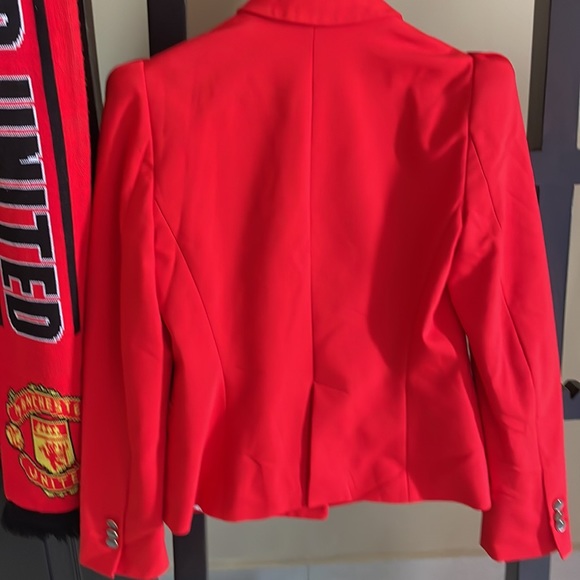 Super gorgeous deep red blazer. Wardrobe Quintessential - Picture 10 of 12